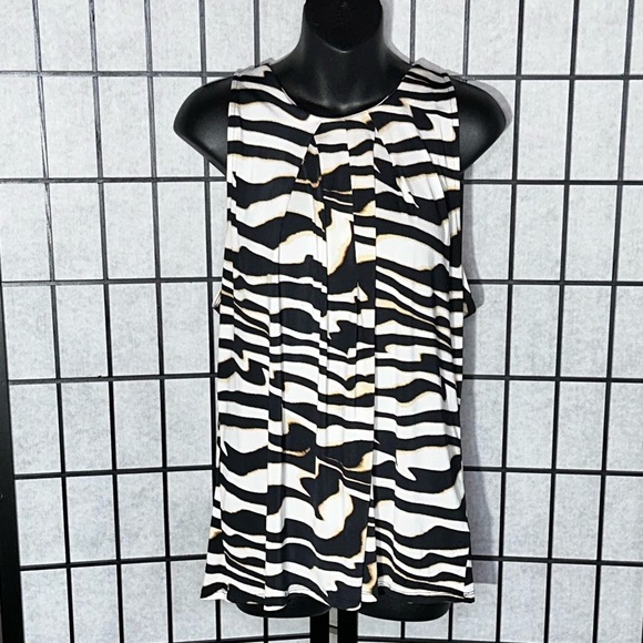 Black & Cream zebra print Halter Top XL - Picture 7 of 7